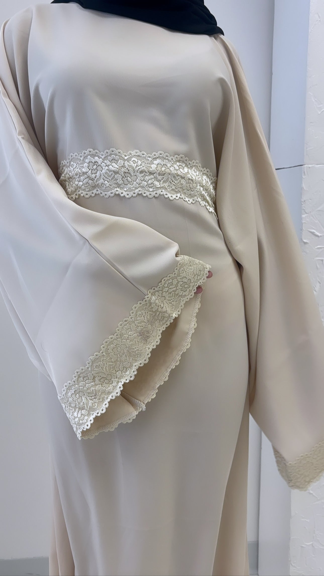 Jumaé Label Dress – Beige