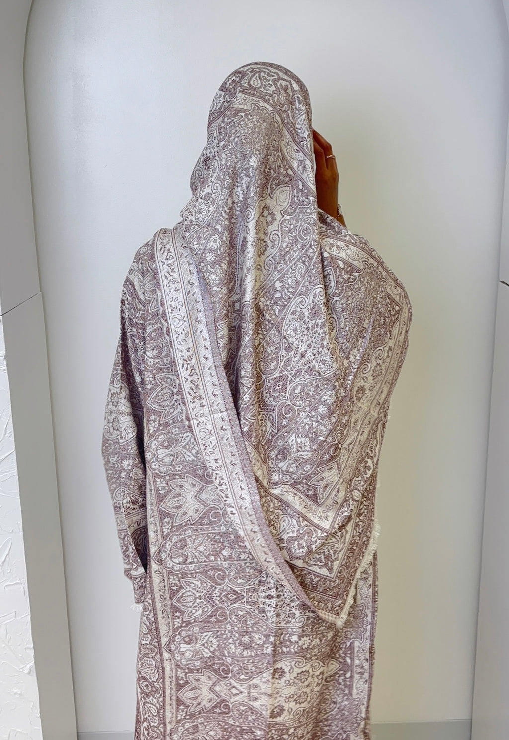 Rose Paisley Pashmina Abaya