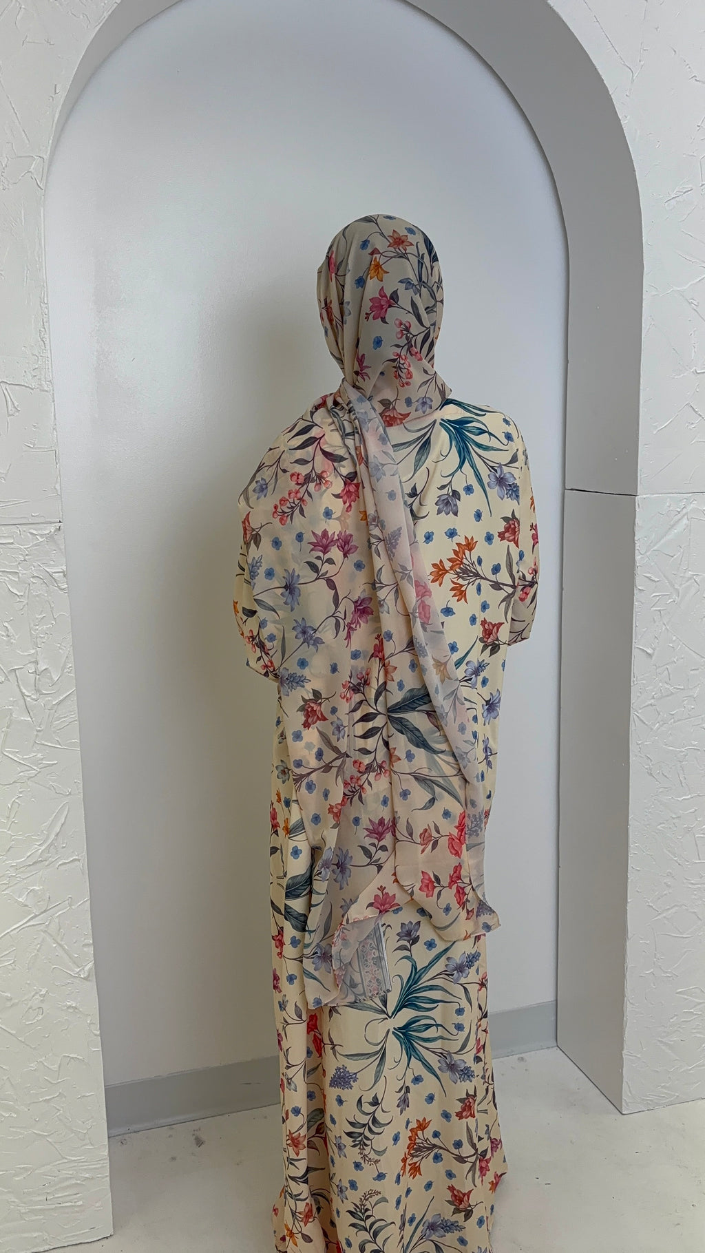 Spring Melody Abaya