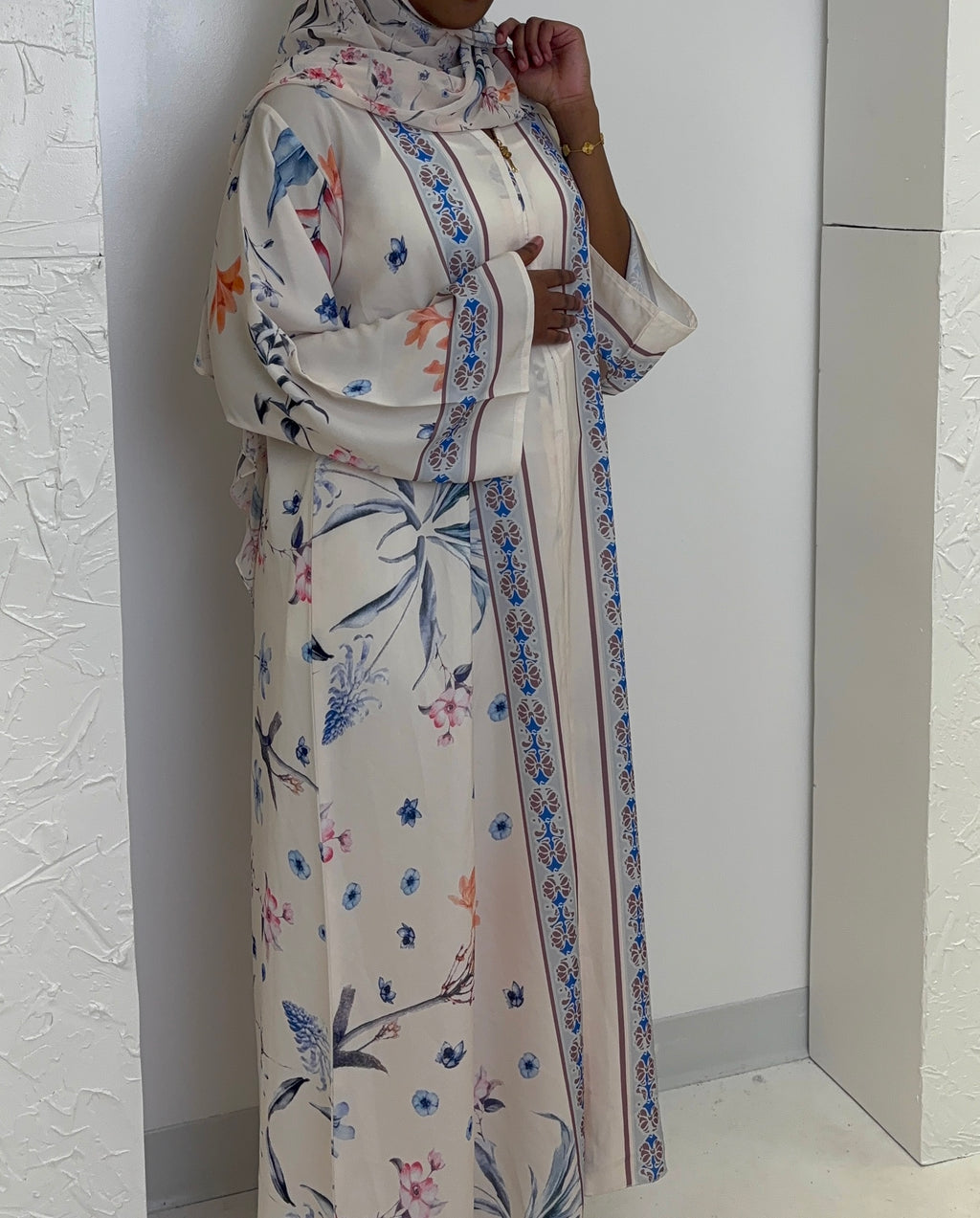 Luna Flora Abaya
