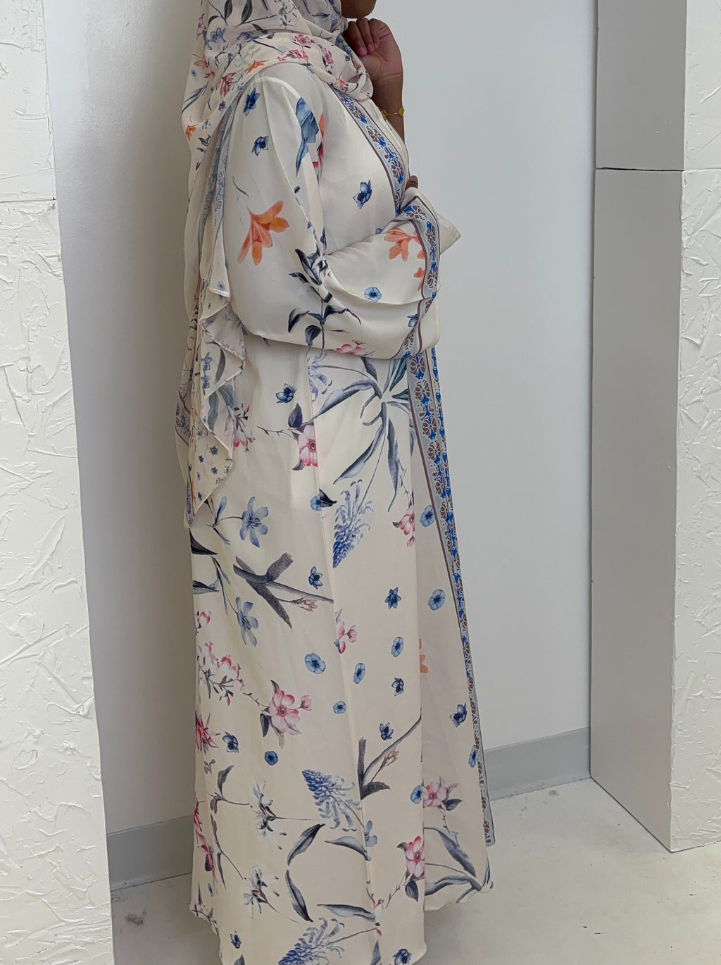 Luna Flora Abaya